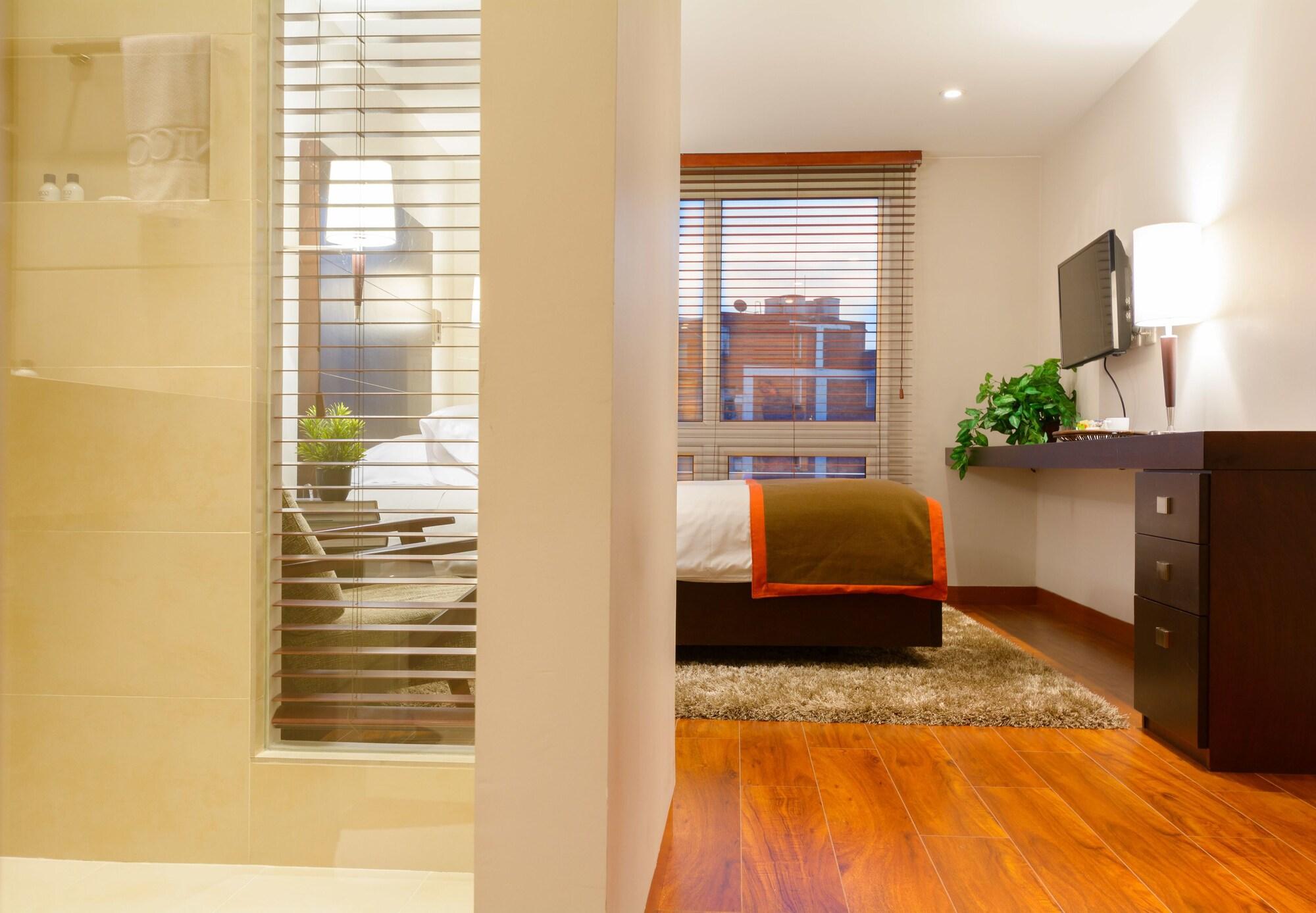 Nico Apartasuites Bogotá Zewnętrze zdjęcie