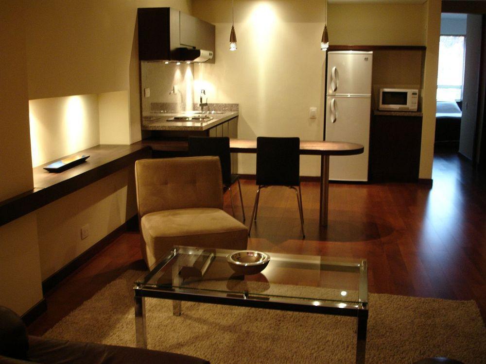Nico Apartasuites Bogotá Zewnętrze zdjęcie